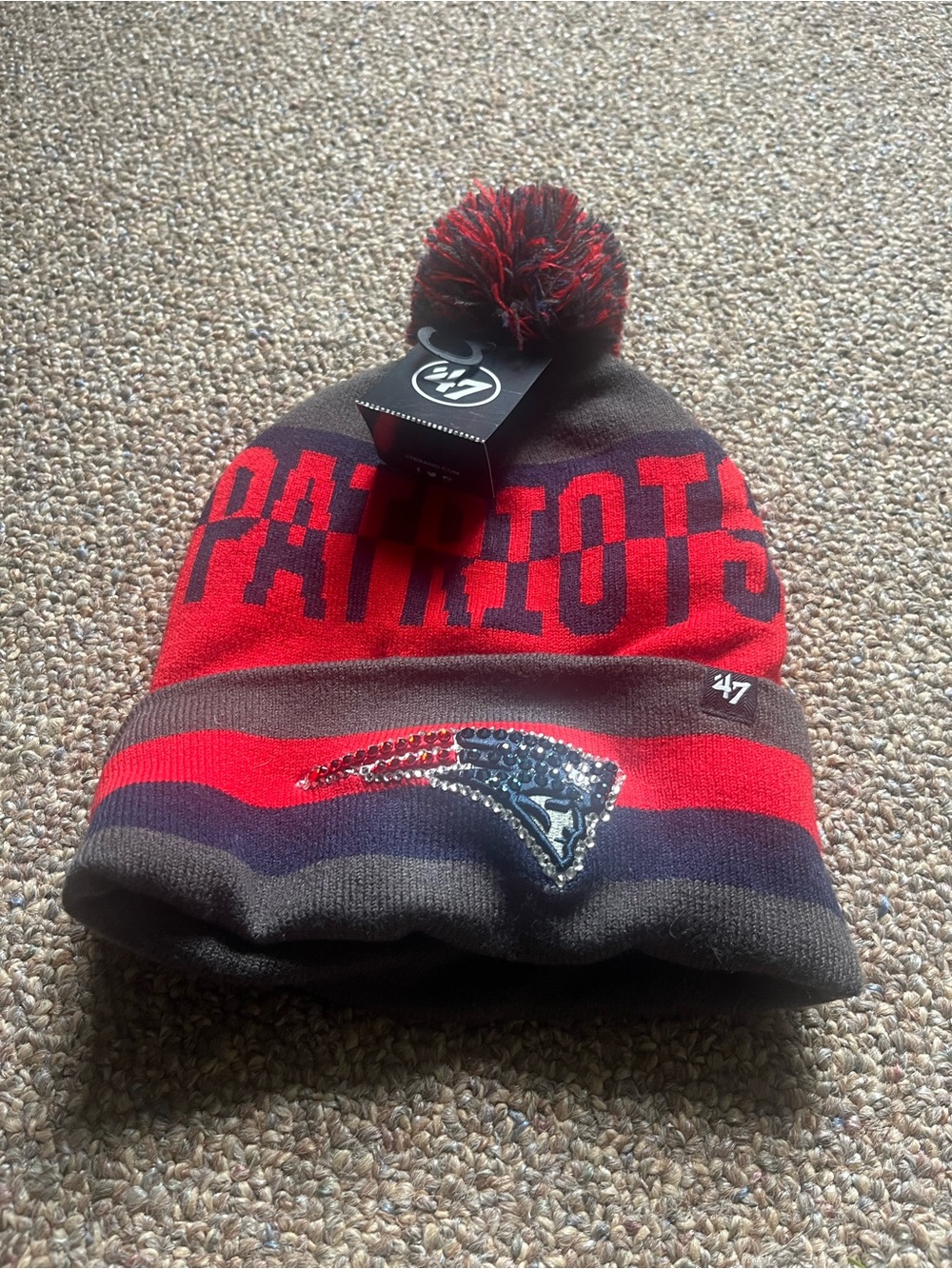 47 Red and Navy New England Patriots Pom Pom Knit Beanie